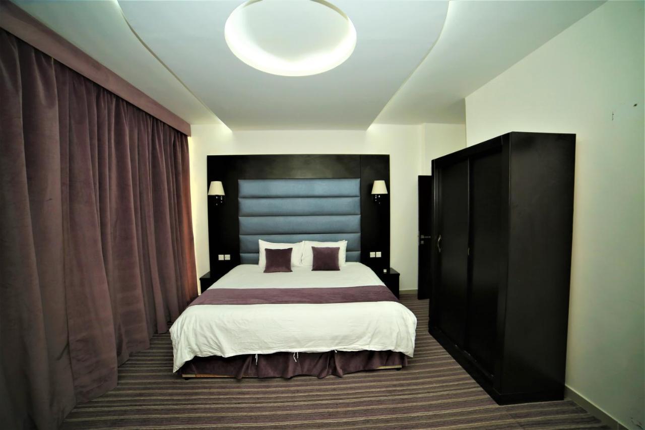 Al Dyafa 4*