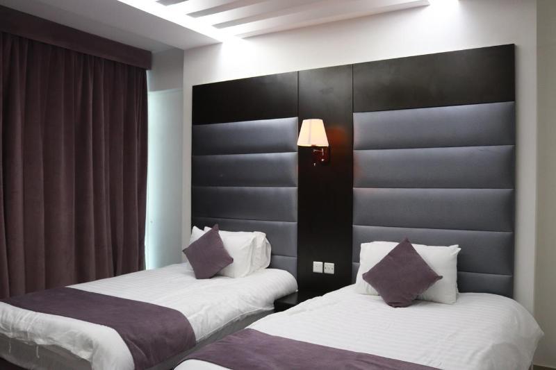 Al Dyafa Hotel 4*